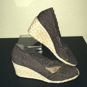 Lace Wedge Sandals